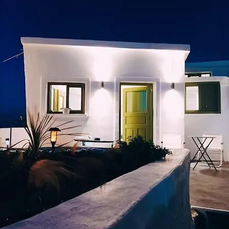 Finikas Cave House