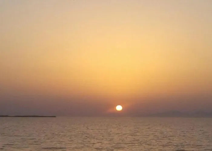 Finikas Cave House Lägenhet