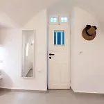 Finikas Cave House * Foinikiá
