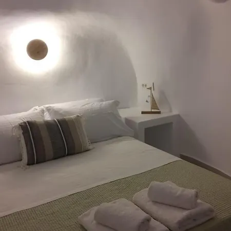 Apartment Finikas Cave House