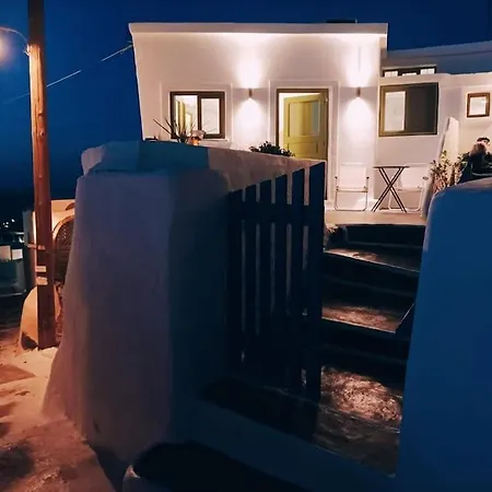 Finikas Cave House Apartment Foinikia (Santorini)