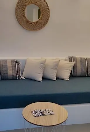 Apartament Finikas Cave House *