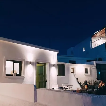 Apartment Finikas Cave House *
