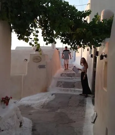 Apartment Finikas Cave House