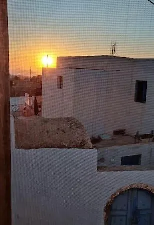 Apartament Finikas Cave House *